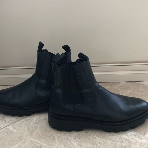 Zara Men's Classic Black Leather Ankle Boots - Picture 3 of 7